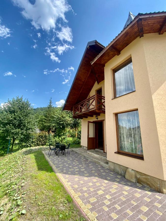 Villa Лучка Mykulychyn Esterno foto