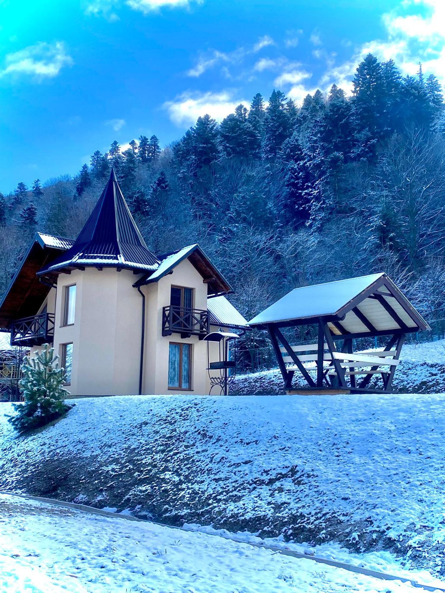 Villa Лучка Mykulychyn Esterno foto